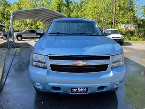 Picture of a 2011 Chevrolet Tahoe LT 4WD