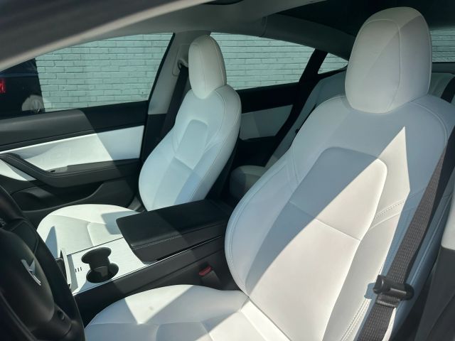 2018 Tesla Model 3 Performance photo 4