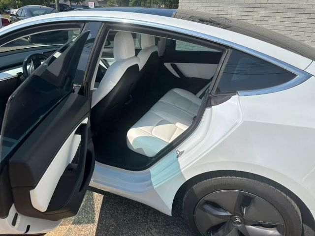 2018 Tesla Model 3 Performance photo 5