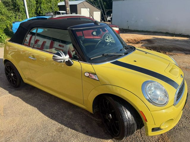 2010 Mini Cooper S Convertible photo 11