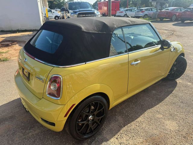 2010 Mini Cooper S Convertible photo 12