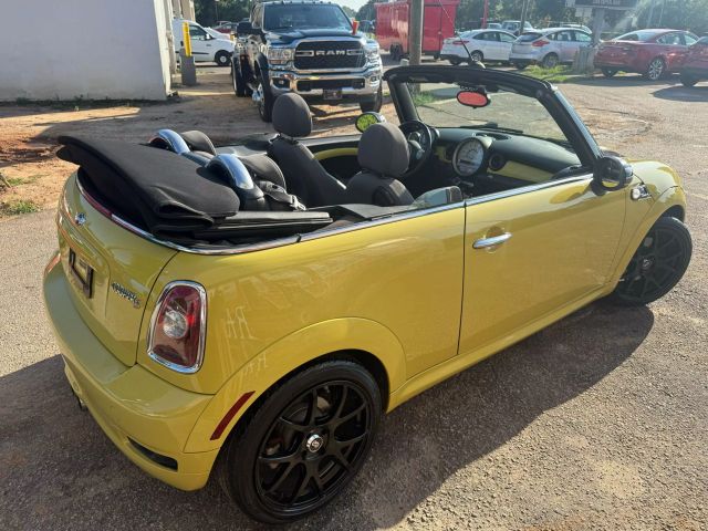 2010 Mini Cooper S Convertible photo 8