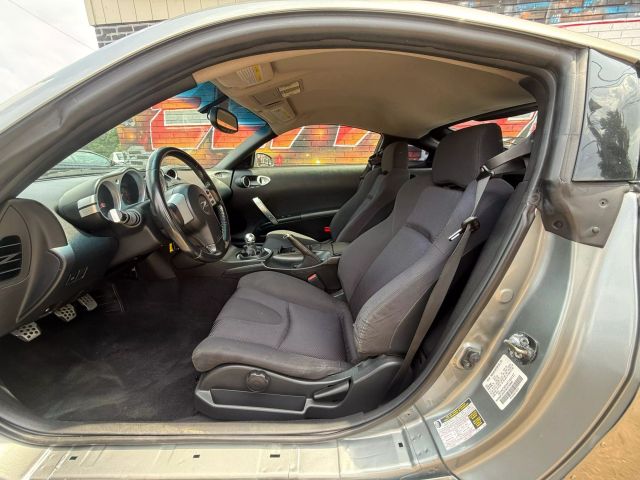 2004 Nissan 350Z Track photo 11