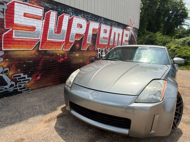 2004 Nissan 350Z Track photo 3