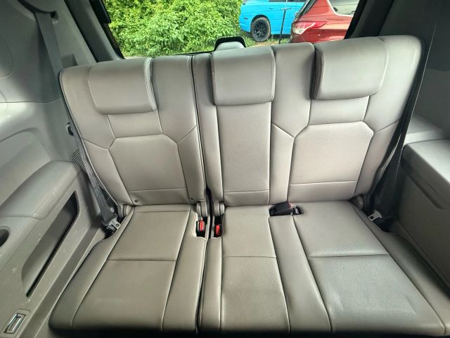 2011 Honda Pilot EX-L Sport photo 26