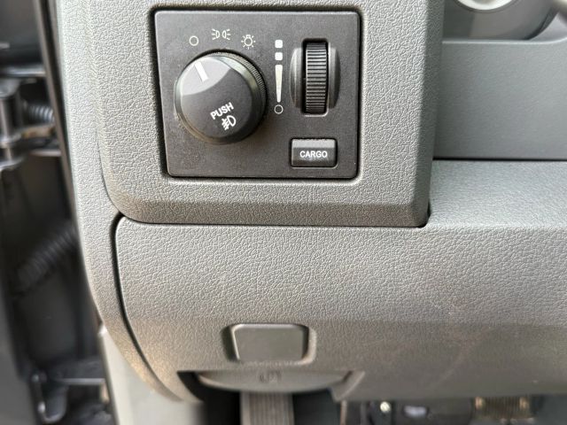 2008 Dodge Ram SLT photo 15