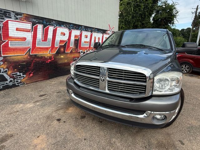 2008 Dodge Ram SLT photo 2