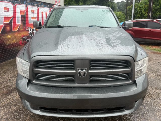 2011 Ram 1500 Sport photo 3