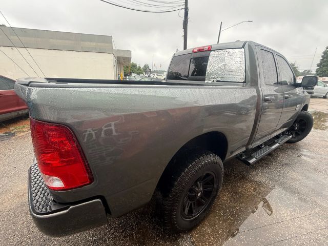 2011 Ram 1500 Sport photo 6