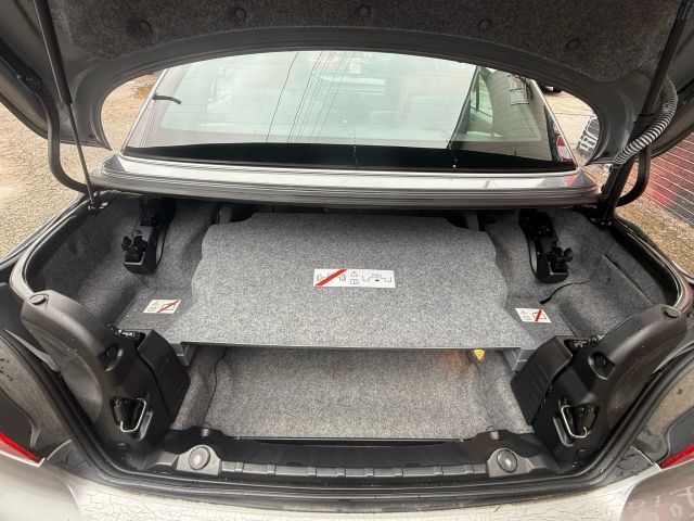 2011 Bmw 328i 3-series photo 9