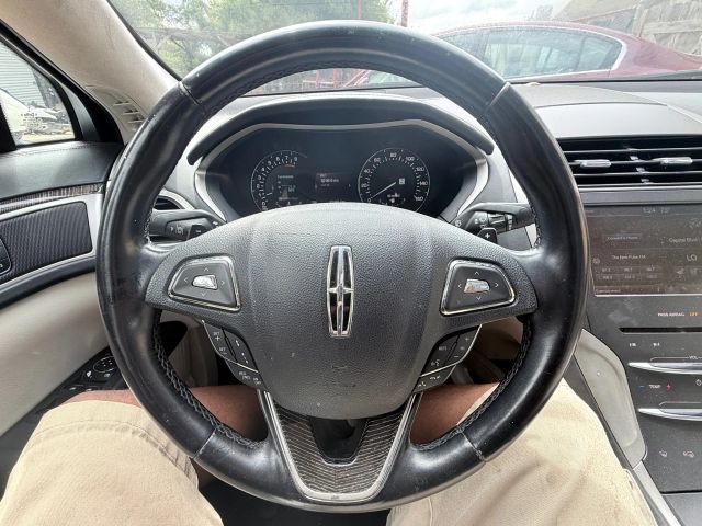 2015 Lincoln MKZ Black Label photo 6