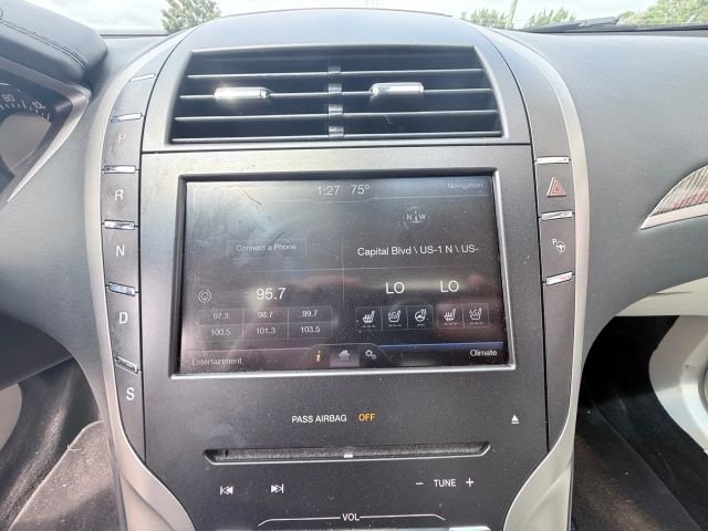 2015 Lincoln MKZ Black Label photo 8