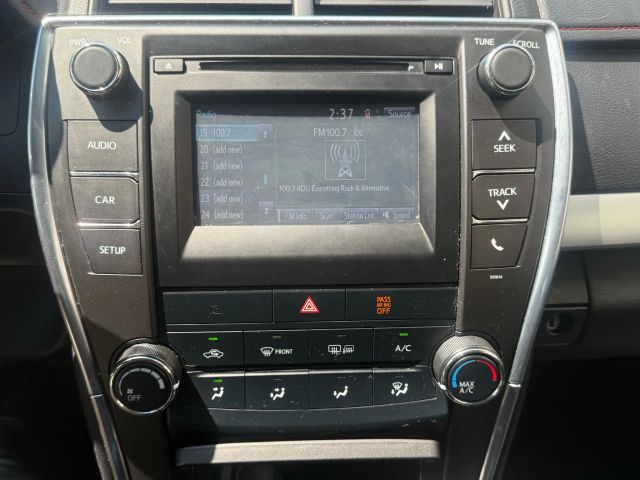 2017 Toyota Camry LE photo 17