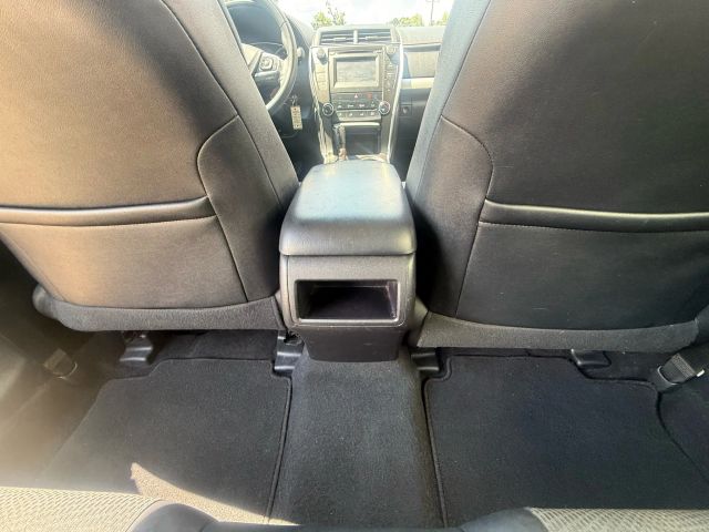 2017 Toyota Camry LE photo 25
