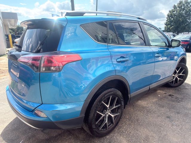 2018 Toyota RAV4 SE Sport photo 6