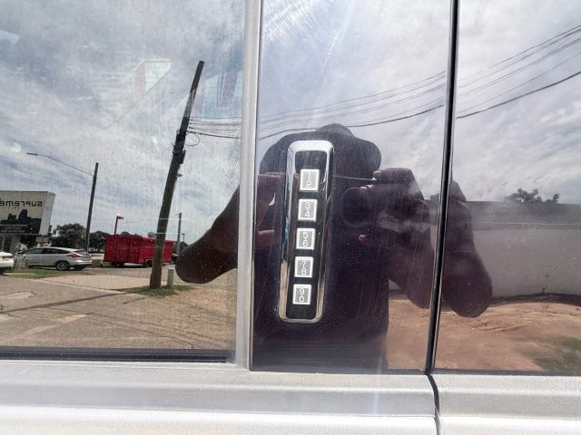 2016 Ford F-150 photo 12