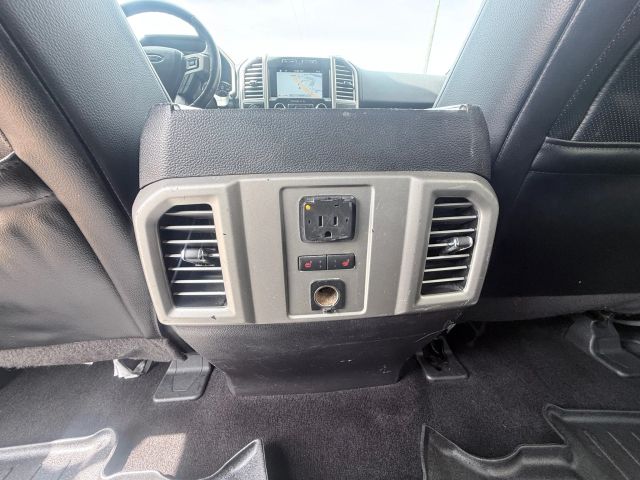 2016 Ford F-150 photo 30