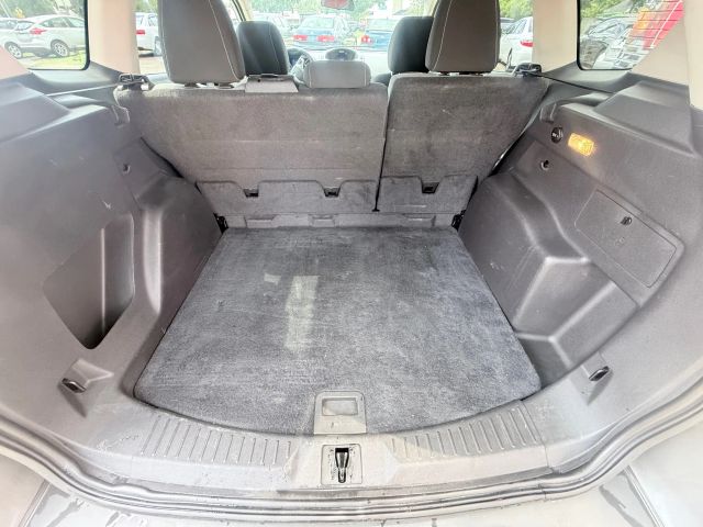 2014 Ford Escape SE Sport photo 8