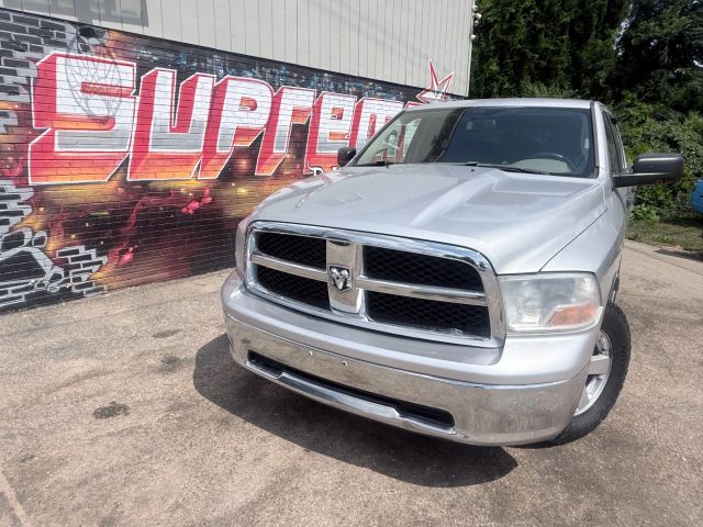 2009 Dodge Ram SLT photo 2