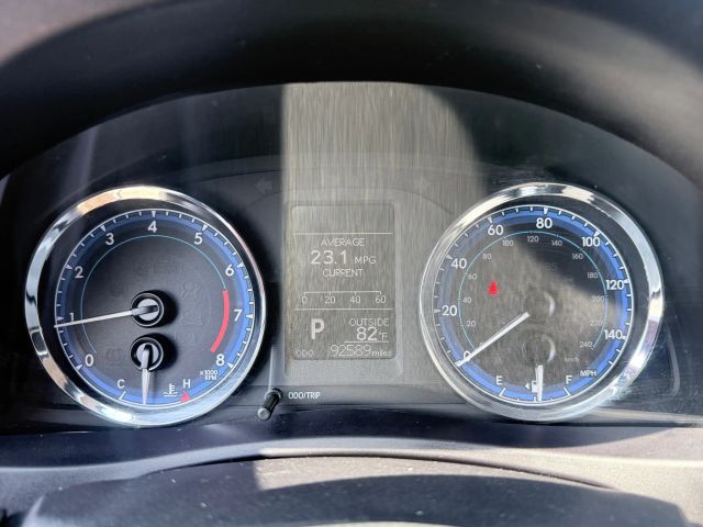 2018 Toyota Corolla XLE XSE photo 17
