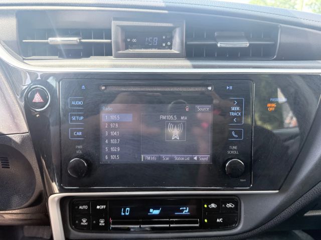 2018 Toyota Corolla XLE XSE photo 18