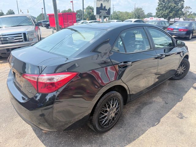 2018 Toyota Corolla XLE XSE photo 6