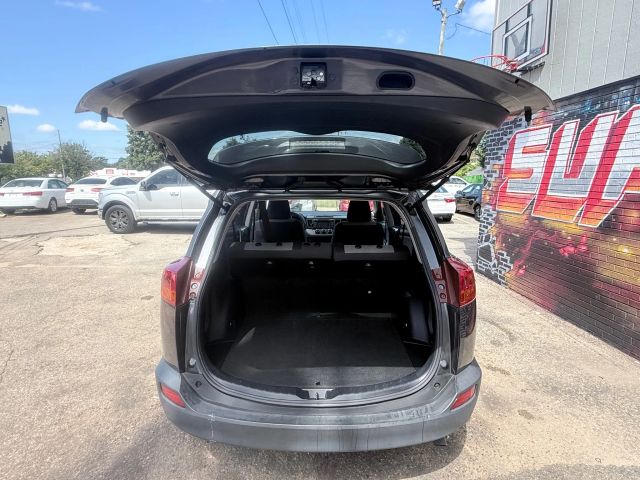 2015 Toyota RAV4 LE Sport photo 5