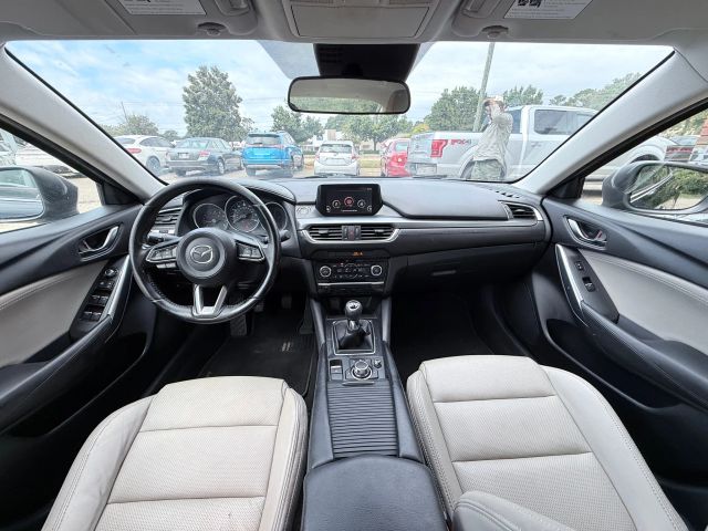 2017 Mazda Mazda6 Touring photo 20