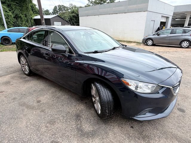 2017 Mazda Mazda6 Touring photo 4