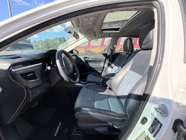 2014 Toyota Corolla L photo 12