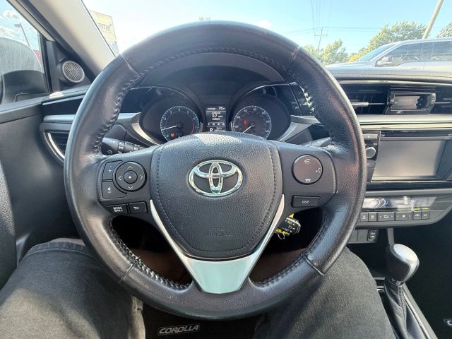 2014 Toyota Corolla L photo 14