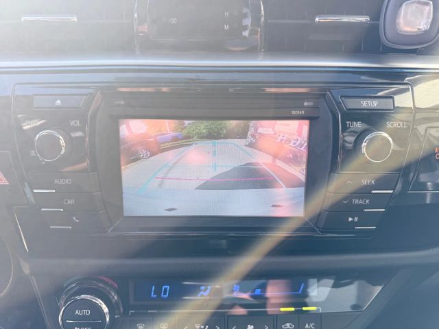 2014 Toyota Corolla L photo 16