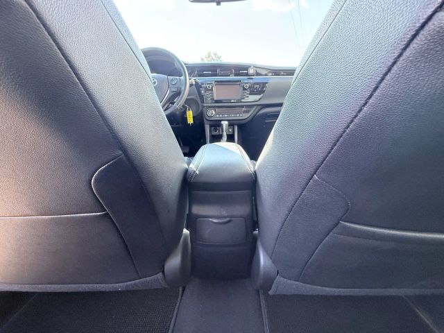 2014 Toyota Corolla L photo 21