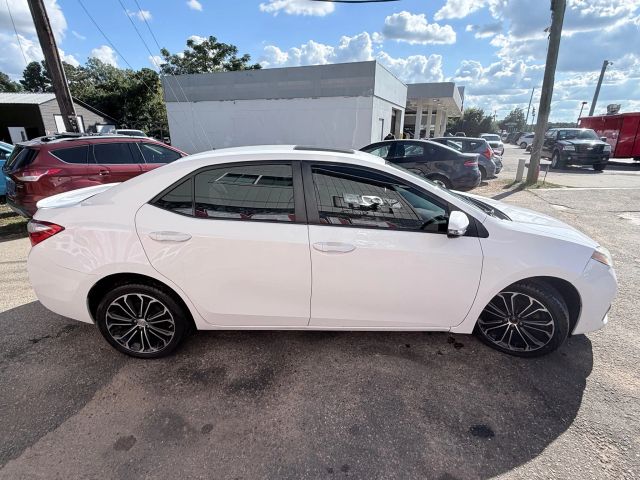 2014 Toyota Corolla L photo 5