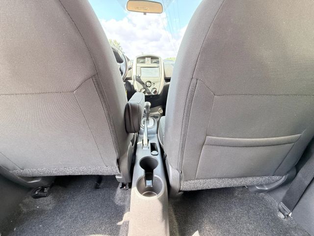 2019 Nissan Versa Note SV photo 26