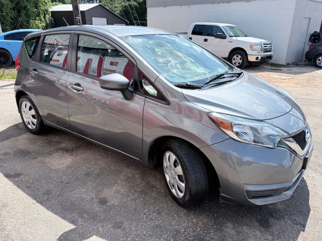 2019 Nissan Versa Note SV photo 4