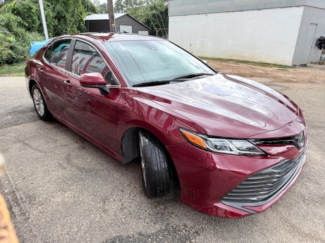 2018 Toyota Camry L photo 4
