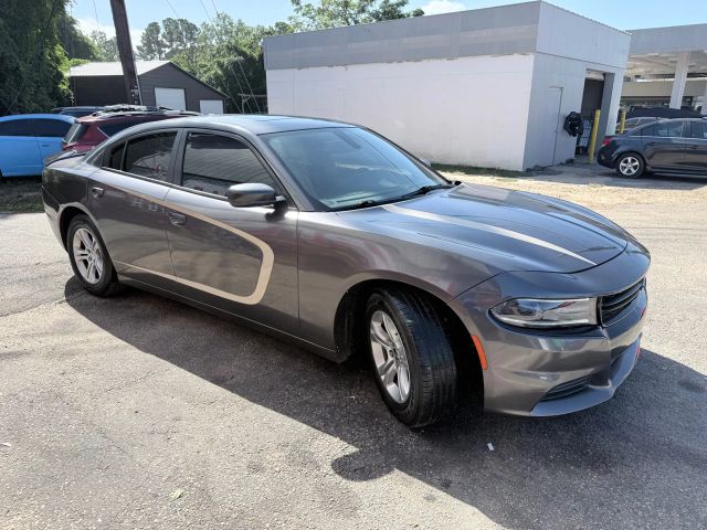 2017 Dodge Charger SE photo 4