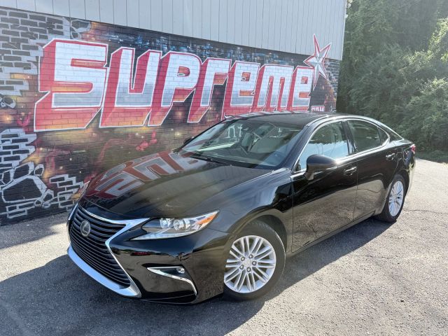 2017 Lexus ES 350 photo 2
