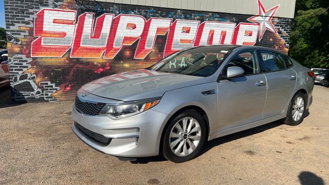 2016 Kia Optima EX AT's photo