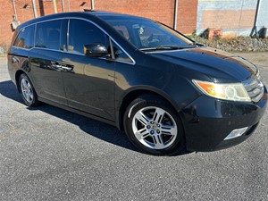 Picture of a 2013 Honda Odyssey Touring