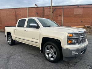 Picture of a 2015 Chevrolet Silverado 1500 LTZ Crew Cab 4WD