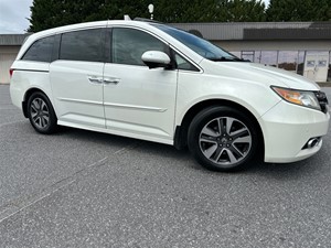 2015 Honda Odyssey Touring for sale by dealer