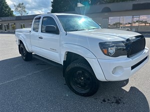 2005 Toyota Tacoma PreRunner Access Cab V6 Automatic 2WD for sale by dealer
