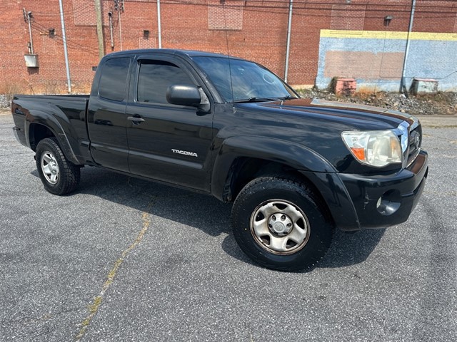 Toyota Tacoma PreRunner Access Cab V6 Auto 2WD in Hickory