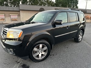 Picture of a 2014 Honda Pilot Touring 2WD 5-Spd AT with DVD