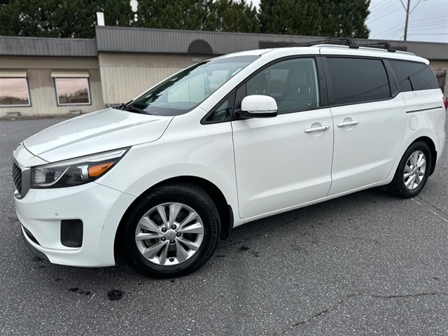 Kia Sedona LX in Hickory