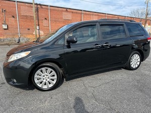 2011 Toyota Sienna Limited 7-Pass V6 for sale by dealer