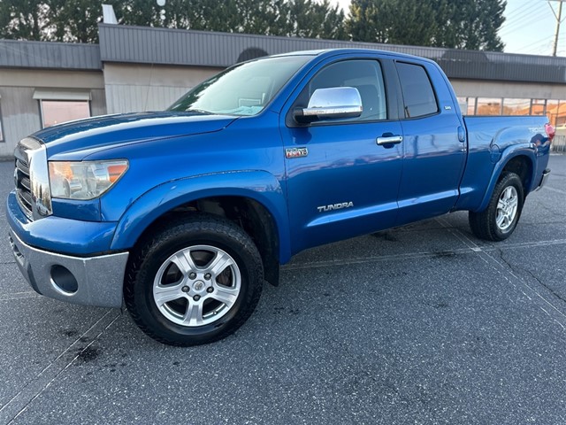 Toyota Tundra SR5 Double Cab 5.7L 4WD in Hickory