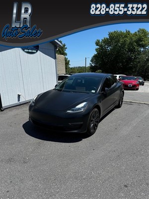 Picture of a 2018 Tesla Model 3